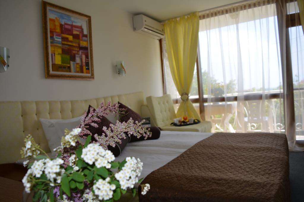 Sunshine Pearl Family Hotel Kavarna ภายนอก รูปภาพ